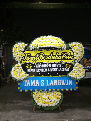 Papan Bunga Duka di Malalayang